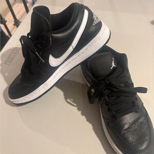 Nike Black and White Sneakers